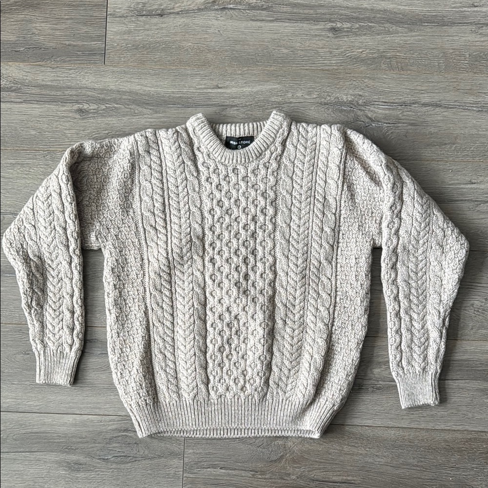 Classic Cable Knit Sweater - Cream